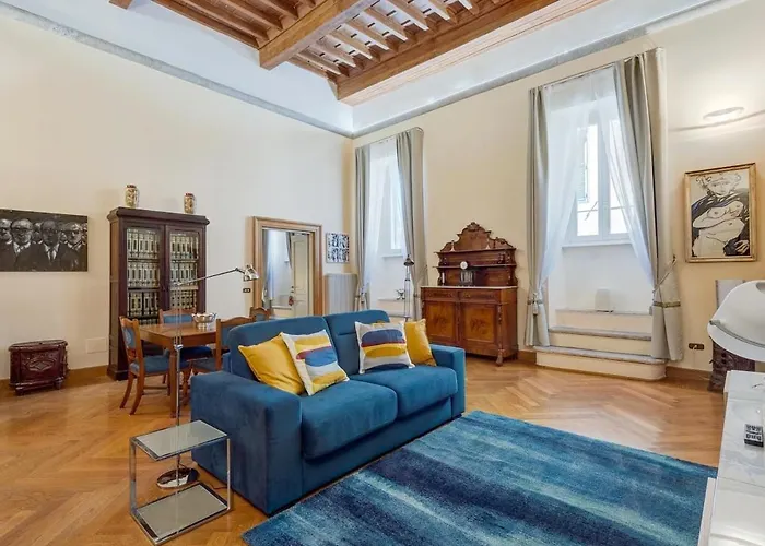 Apartment In A 1400S Building In Via Dei Coronari Piazza Navona